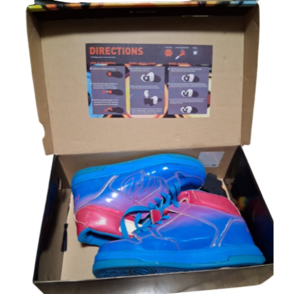 Heelys Fly 2.0 – Blue/Fuchsia – Youth Size 8 – 1 time use, in Box